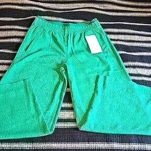 NWT Athleta Echo wide crop pants,size 4, green color